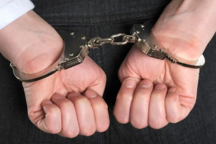 Bakıda şərab evini qarət edən  müharibə iştirakçısına HÖKM OXUNDU 