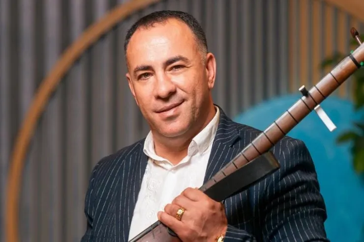 "Rəmiş mənə dedi ki, sosial şəbəkədə özünü hörmətdən salma" - Aşıq Mübariz 