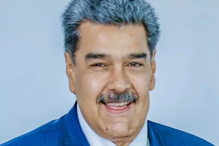 Maduro paranoyaya  qapılıb: Trampın onu məhv edəcəyindən  qorxur