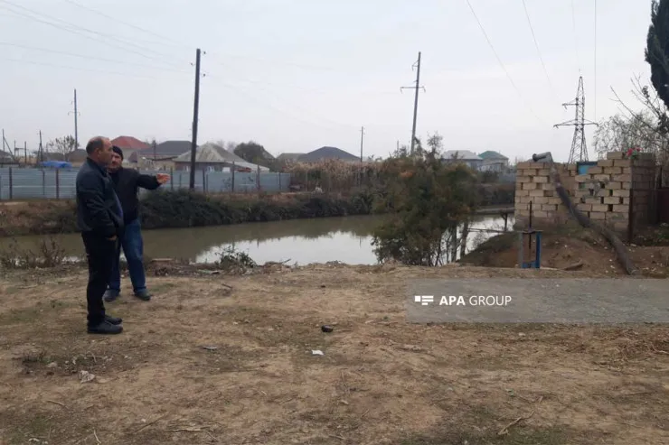 Biləsuvarda avtomobil kanala aşdı-5 nəfər öldü -YENİLƏNİB 