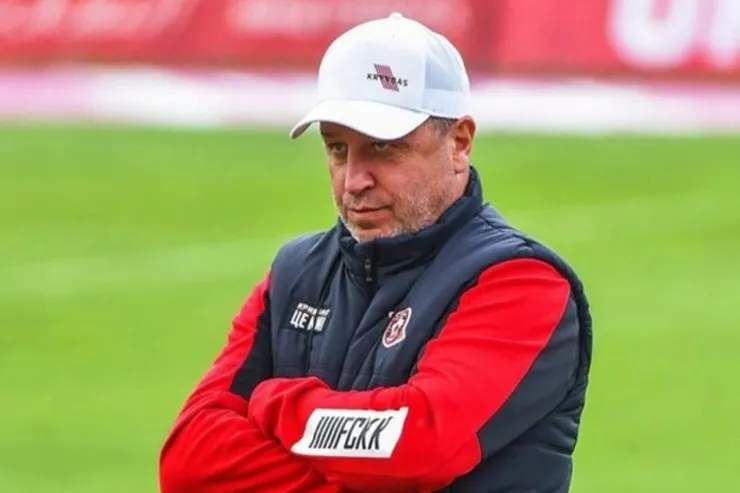 “Neftçi”yə yeni  baş məşqçi  təyin olundu