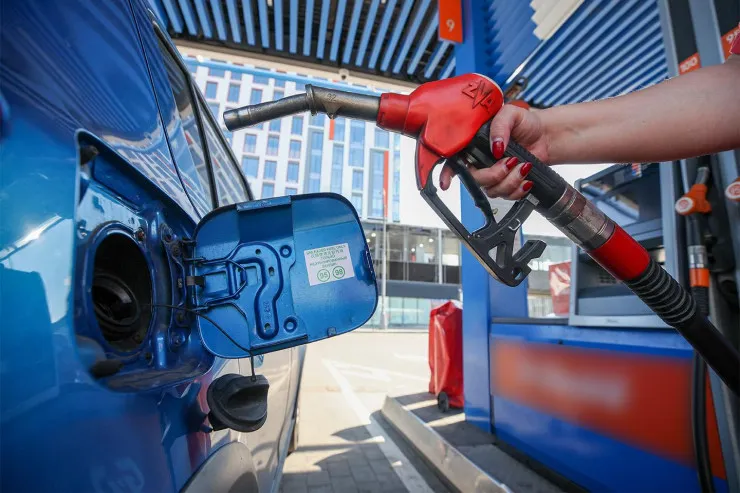 LADA avtomobillərinə spirt tərkibli benzindən  istifadəyə icazə verildi