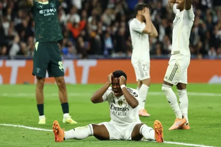 "Real" "Siti"yə, "Napoli” “Benfika”ya uduzdu