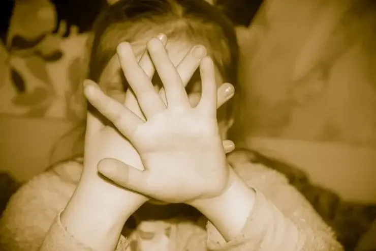 Niyə uşağınıza daim qışqırırsınız?  Səbrinizin tükəndiyini göstərən  5 əlamət