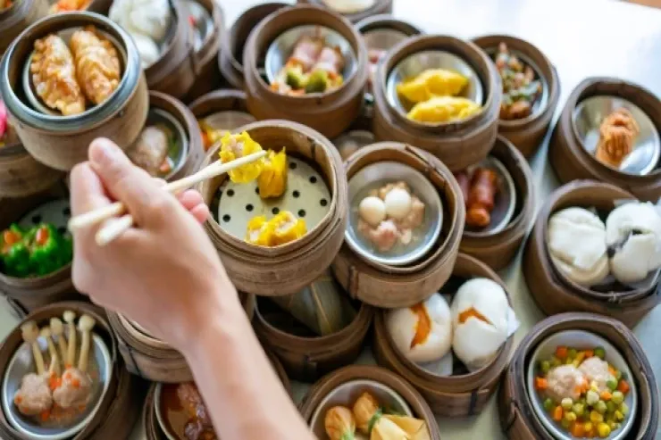 Kişi arvadını həddindən artıq yediyinə görə  məhkəməyə verdi