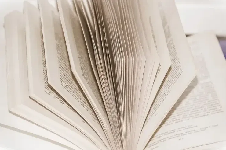 Dünyanın ən qısa  kitabı: 6 sözdən ibarətdir