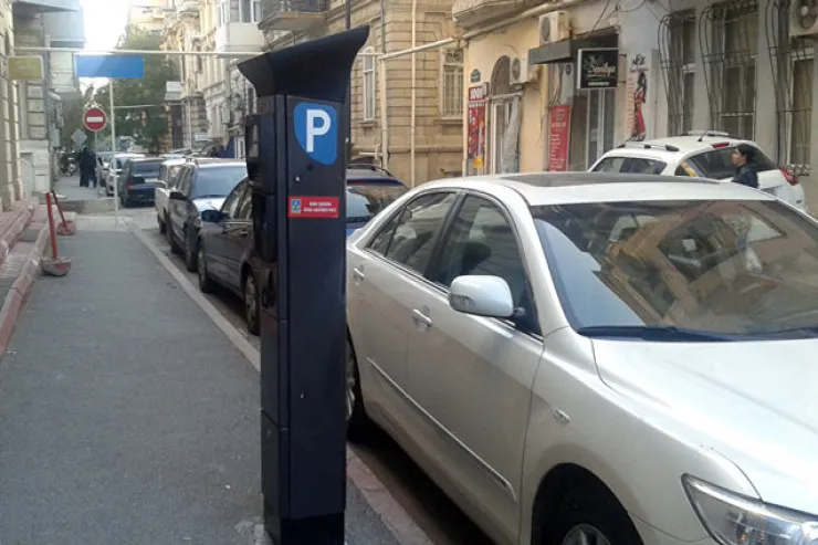 “Əməkdaşlar maaşlarının yarısını “Azparking”ə verir”  – Ekspert -VİDEO 