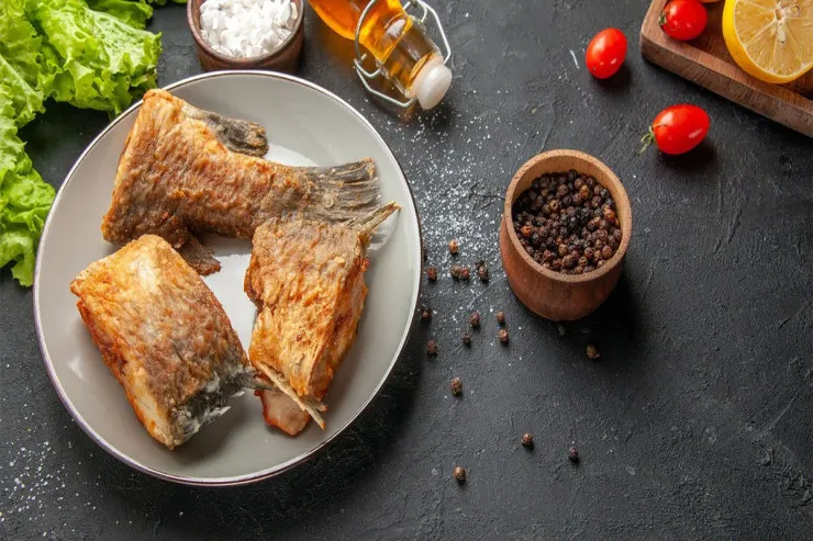 Balığı necə qızartmaq olar ki, çölü xırtıldayan,  içi isə yumşaq alınsın - ÜSULLARI 