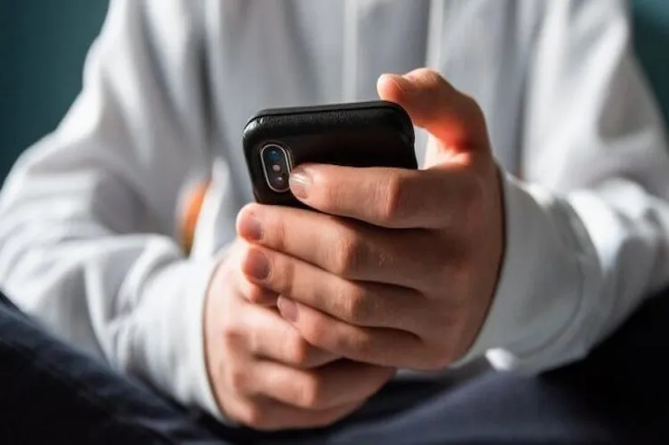 "Facebook"da danışdığı qadın oğlan çıxdı  - Azərbaycanda qeyri-adi ŞANTAJ 