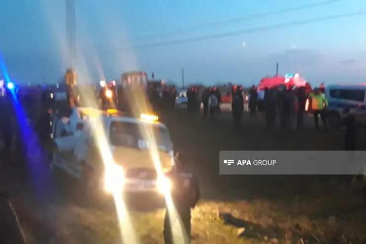 Biləsuvarda "Lexus" kanala aşdı, nişana gedən iki bacı öldü  - YENİLƏNİB 