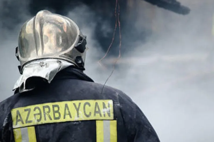 Masazırda yaşayış evi yandı - VİDEO 