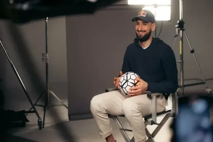 Dünyanın ən bahalı  10 qapıçısı - SİYAHI 