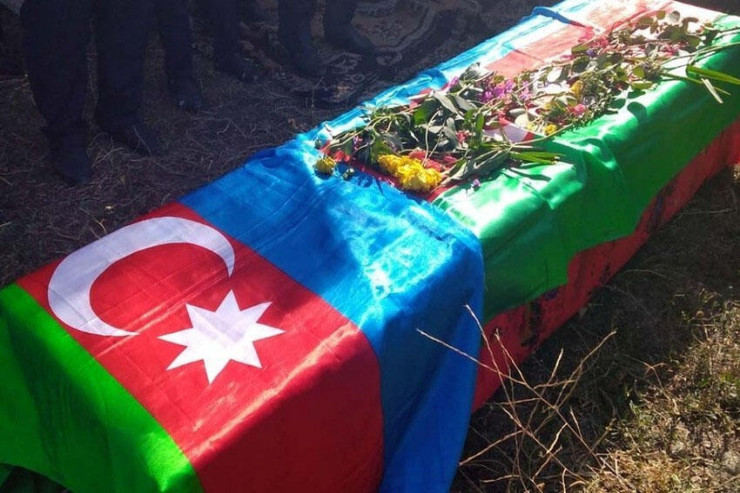 Şəhidin adından  pul yığan tutuldu