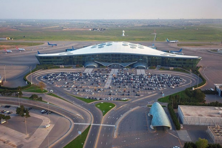 Bakı aeroportunda ƏMƏLİYYAT: brilyant qaçaqmalçıları TUTULDU