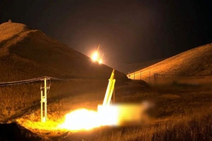 İran növbəti raket dalğasını İsrailə göndərdi