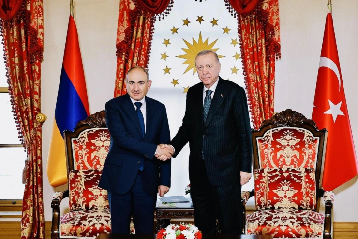 Ərdoğan İstanbulda Paşinyanı qəbul etdi