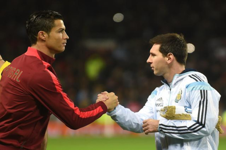 Ronaldo və Messi eyni klubda  oynayacaq