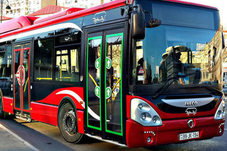 Bakıda hava qaralanda bu avtobuslar yoxa çıxır...