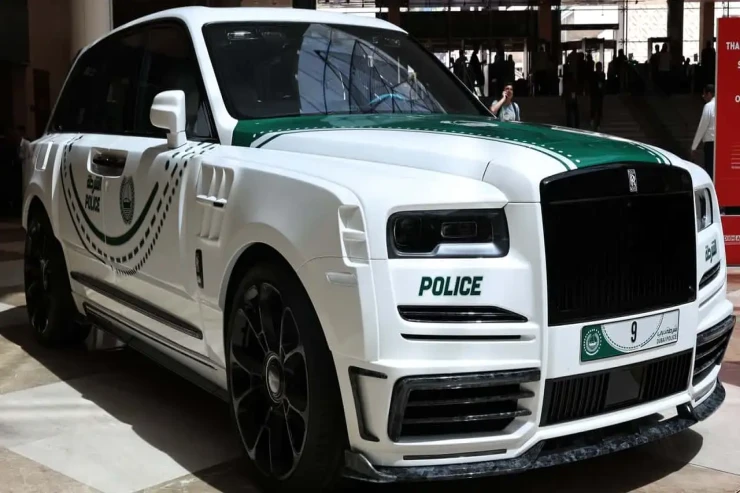“Rolls-Royce Cullinan”   Dubay polisinə təhvil verildi