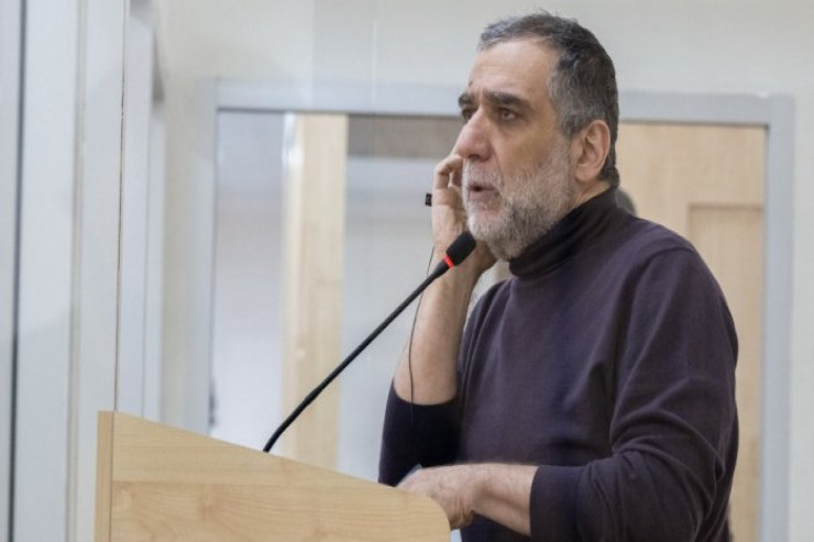 "Ermənistan ordusunun qalıqlarının atdığı snayper gülləsindən yaralandım" - VARDANYANIN MƏHKƏMƏSİ