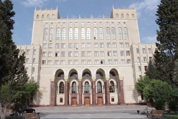 Bu alimlər təltif edildi - SƏRƏNCAM 