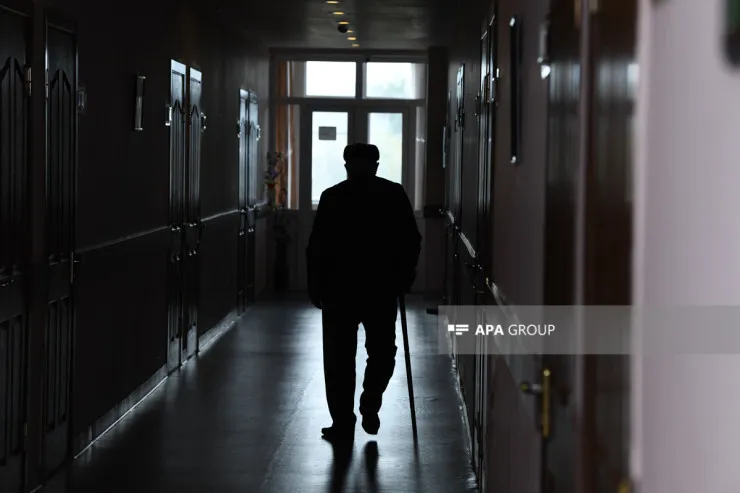 Tariximizin qəhrəmanı necə kimsəsiz qaldı? - Ahıllar evindən ÜRƏK  SIZLADAN REPORTAJ 