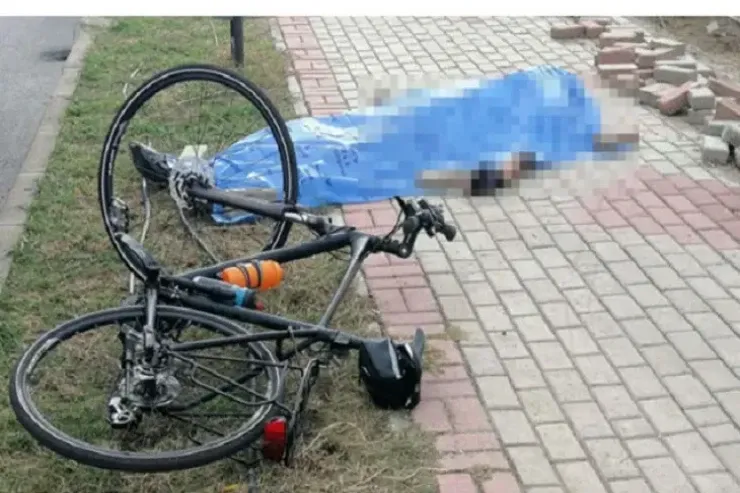 Balakəndə kişi velosipeddən   yıxılıb öldü 