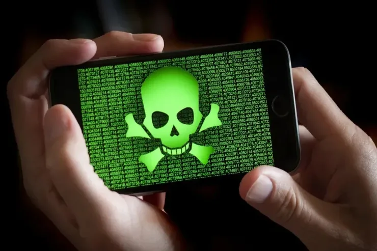 Samsung istifadəçilərinə xəbərdarlıq: Casus proqram bütün məlumatlarınızı oğurlaya bilər 