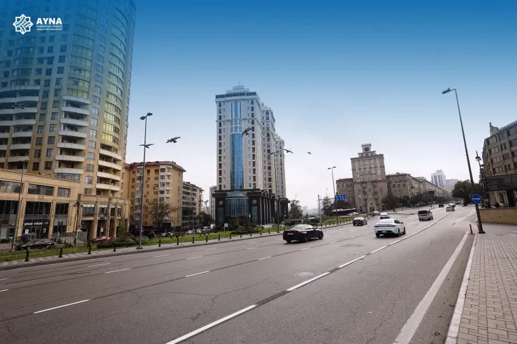 Daha bir əsas yolda velosiped zolağı  təşkil olundu