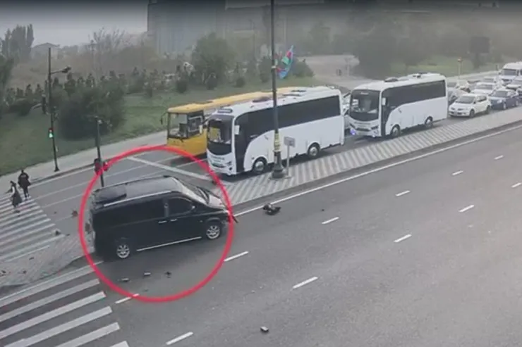 Bakıda piyada keçidində ŞOK QƏZA - VİDEO 