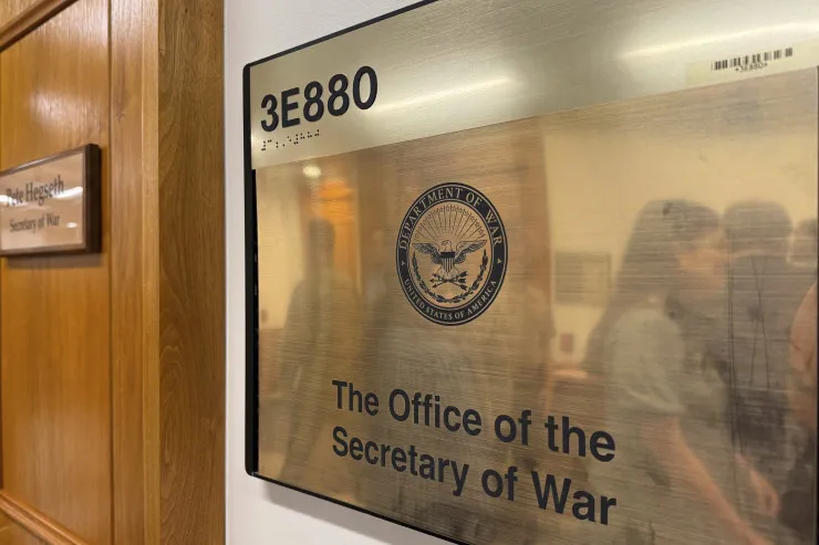 Müdafiə Nazirliyinin adının dəyişdirilməsi üçün  2 milyard dollar xərclənəcək