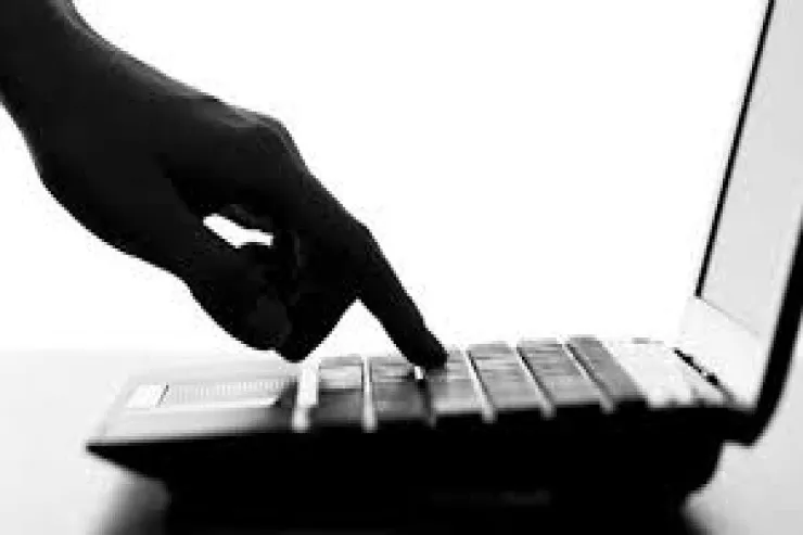 Azərbaycanda xəbər saytları  niyə birdən-birə çökdü? - CAVAB 