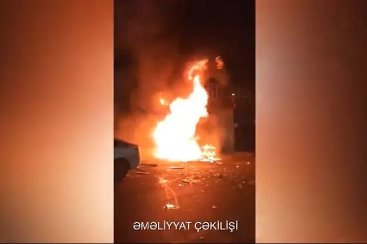 Yasamalda ikimərtəbəli obyekt yandı - VİDEO 
