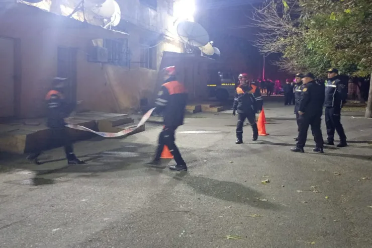 Goranboyda binada mənzillərin döşəməsi çökdü -  Xəsarət alanlar var -YENİLƏNİB -VİDEO 