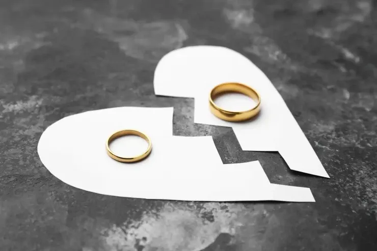 Evliliyin ən böyük düşməni  nədir? Hollivud ulduzunun vəkili danışdı 