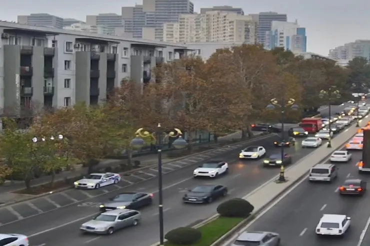 Bakıda bu yollarda sıxlıq var - SİYAHI 