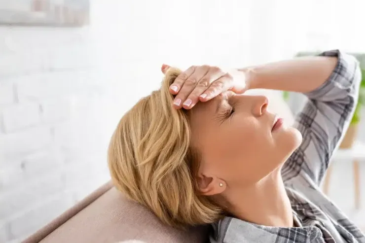 Baş ağrısını tez aradan qaldırmaq  üçün sadə hiylə 