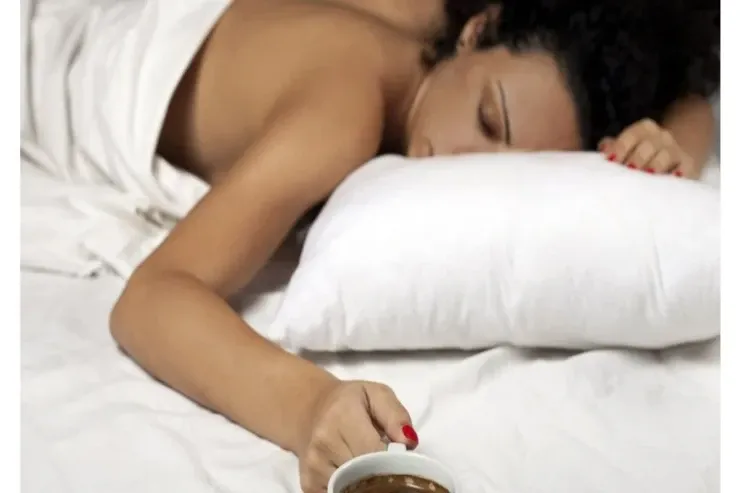 Niyə qəhvə sizi yuxulu hiss etdirir?  - İzahlı gözlənilməz cavab