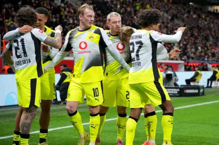 “Borussiya Dortmund” səfərdə “Bayer Leverkuzen”i məğlub etdi 