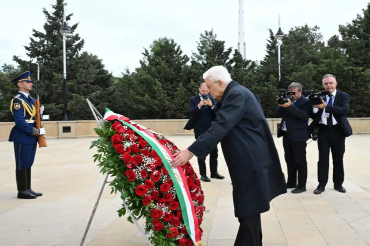 İtaliya prezidenti Şəhidlər Xiyabanında 