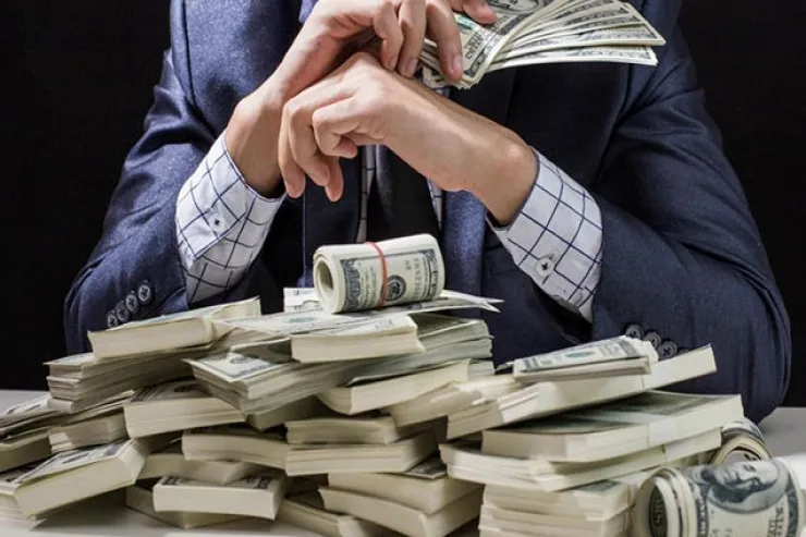 60 il sonra varlı ailədən  olduğunu öyrəndi - HƏYATIN SÜRPRİZİ 