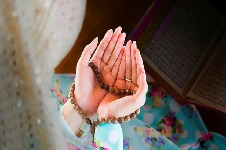 Arvadını namaz üstə öldürən HAKİM QARŞISINDA  