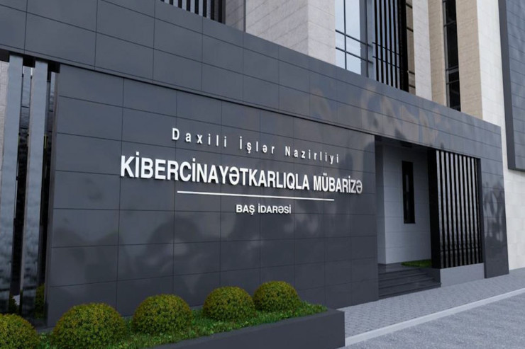 Tik-Tok və Instagramdan şəxsi məlumatları ələ keçirən haker tutuldu 