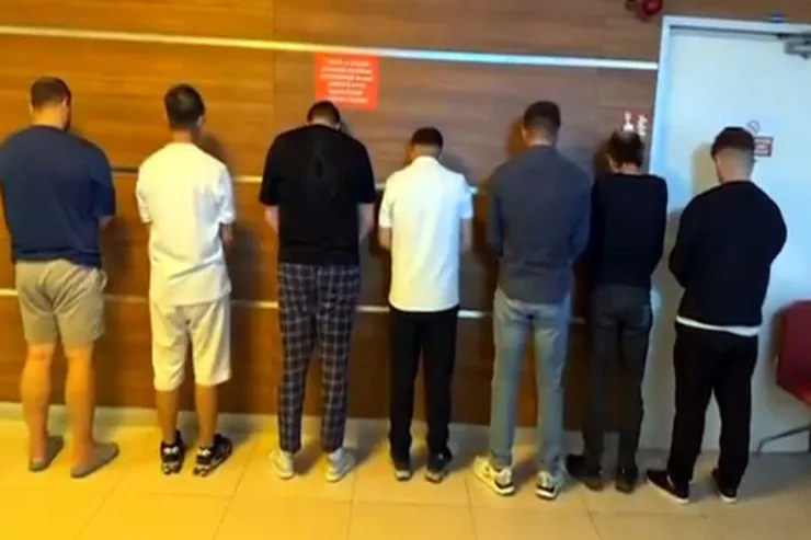 Şəhid ailəsinə  qarşı dələduzluq edən 11 nəfər  tutuldu