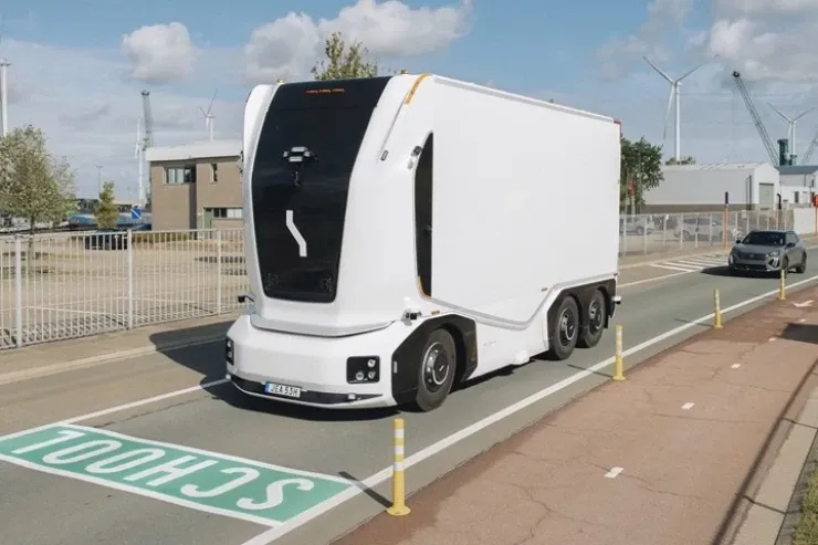 İsveçdə bir ilk: Sürücüsüz yük maşını sınaqdan çıxarılır 