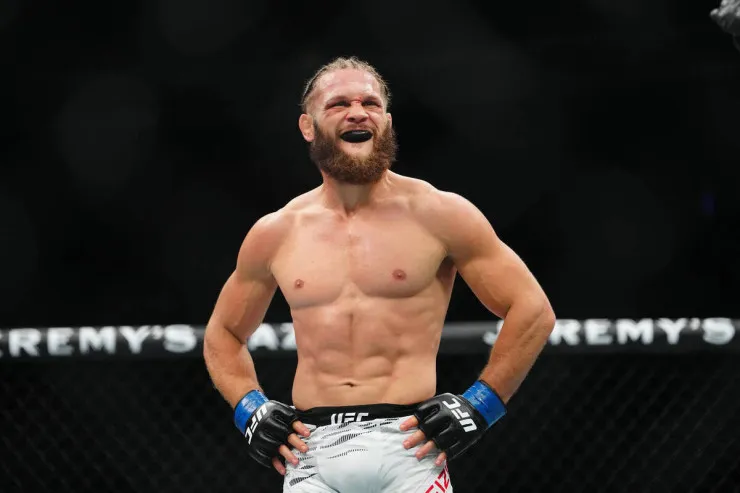 Azərbaycanlı döyüşçü  Braziliyada döyüşdən İMTİNA ETDİ