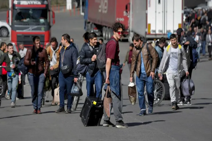 40 azərbaycanlı Rusiyadan deportasiya olundu 