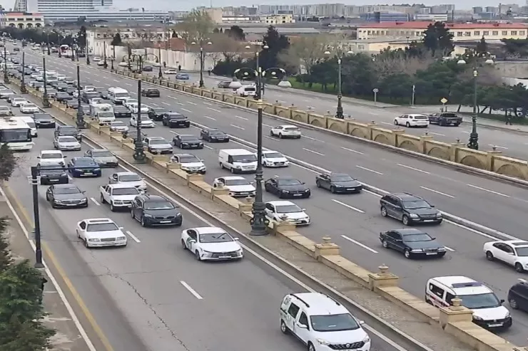 Bakıda bu yollarda sıxlıq var - SİYAHI 