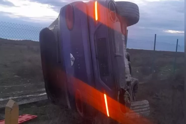 Bakı-Quba yolunda aşan “Bentley”nin sürücüsü necə sağ qaldı? - VİDEO 