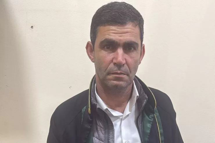 “Vəkiləm” deyib aldatdı – polis saxladı 